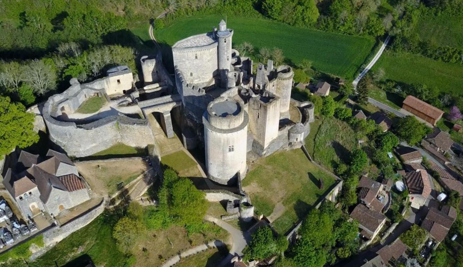 Hauts De Sentelines Sejour Authentique En Pleine Nature Gavaudun Buitenkant foto